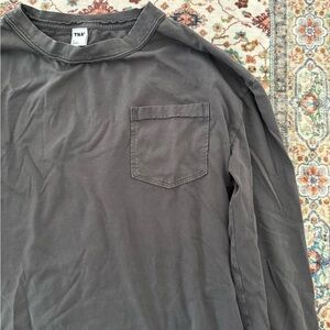 Aritzia TNA shirt